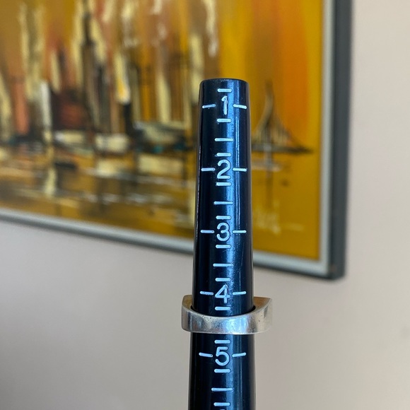 Mother-of-Pearl and Silver Ring, Size 4.5 - Picture 3 of 8